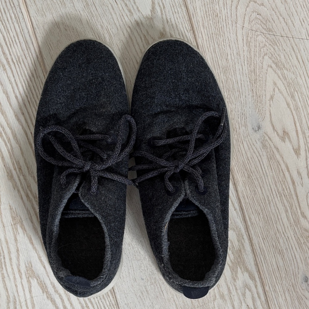 Allbirds men’s size 10 sneakers.